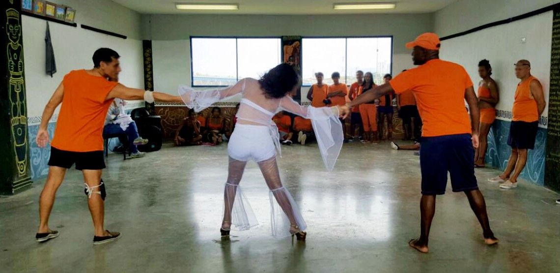 Internos de centro de rehabilitación en Guayas de preparan festival «Carnavalero Bonito»