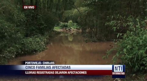 Familias afectadas por lluvias en Portoviejo