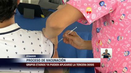 ¿Aún puede aplicarse la tercera dosis de vacuna contra Covid-19 en Ecuador?