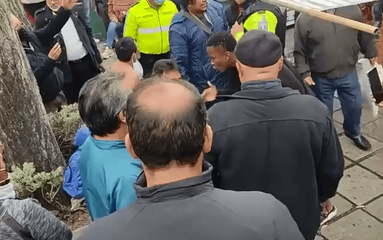 Ciudadanos se unen para atrapar a delincuentes en Cuenca