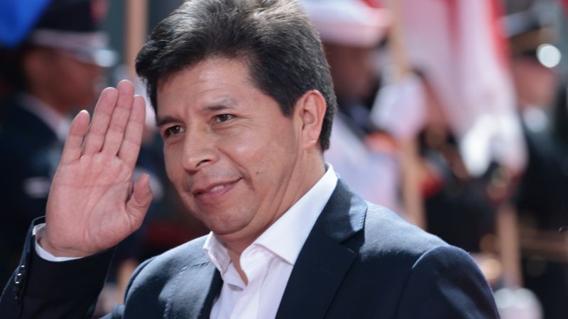 6 presidentes en 4 años: por qué Perú es tan difícil de gobernar